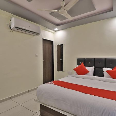 Hotel O Sunway Ahmedabad Eksteriør billede