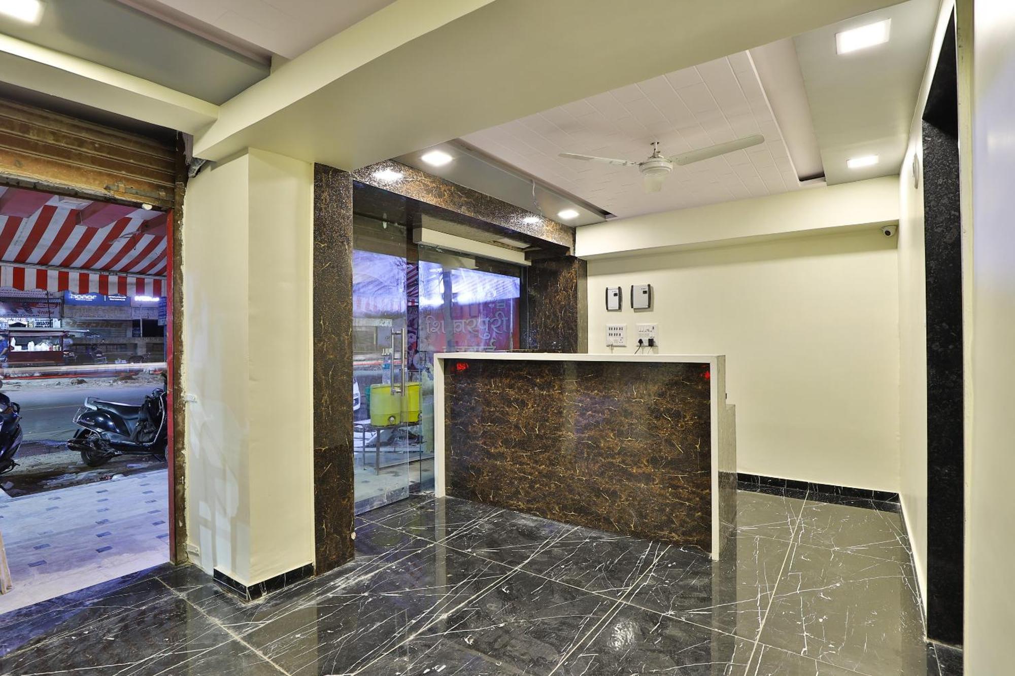 Hotel O Sunway Ahmedabad Eksteriør billede